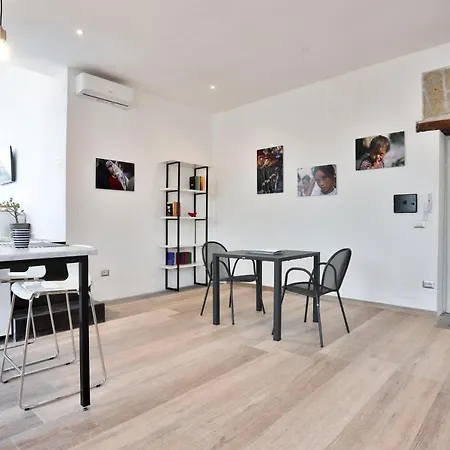 Guesthost - Terrazzino Spagnolo Panoramic Apartman Nápoly